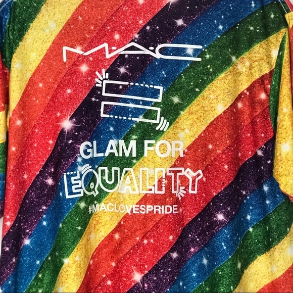 MAC TShirt Loves Pride Rainbow Limited Rare Tee Shirt XL‎ - Picture 5 of 7